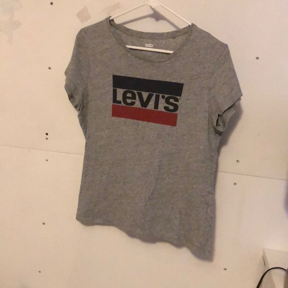 Levi’s shirt